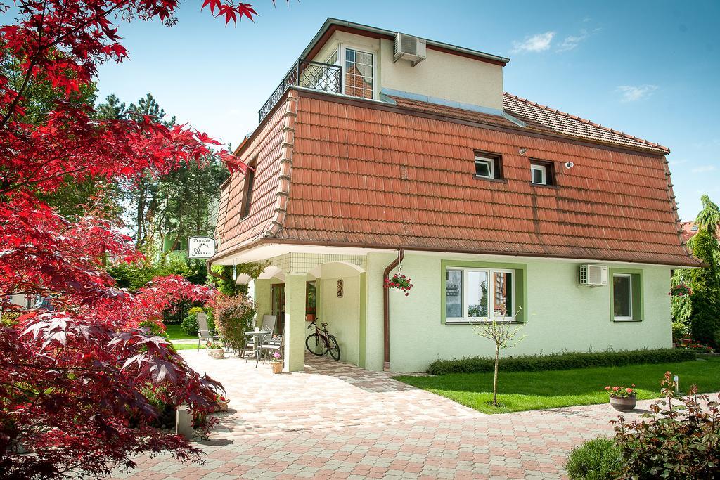 Penzion Astra Piest'any Esterno foto
